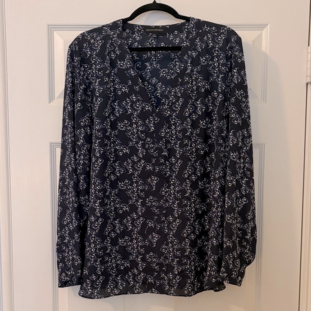 Banana Republic Navy Floral Patterned Blouse
